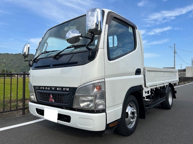 三菱ふそう キャンター 1.5t平ボディ MT 2005年式 正面